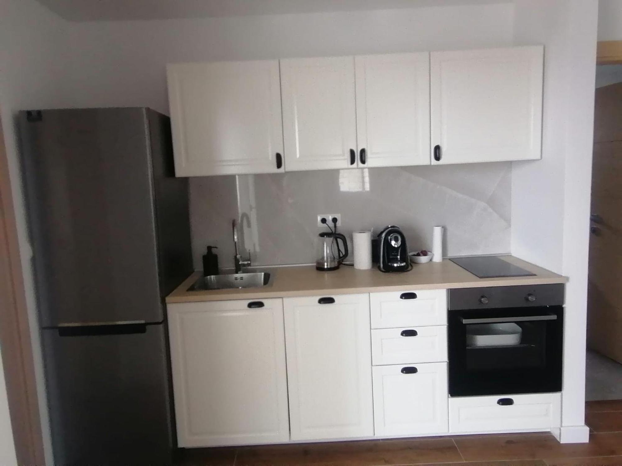 L&L Apartmani 1 Bol Bagian luar foto