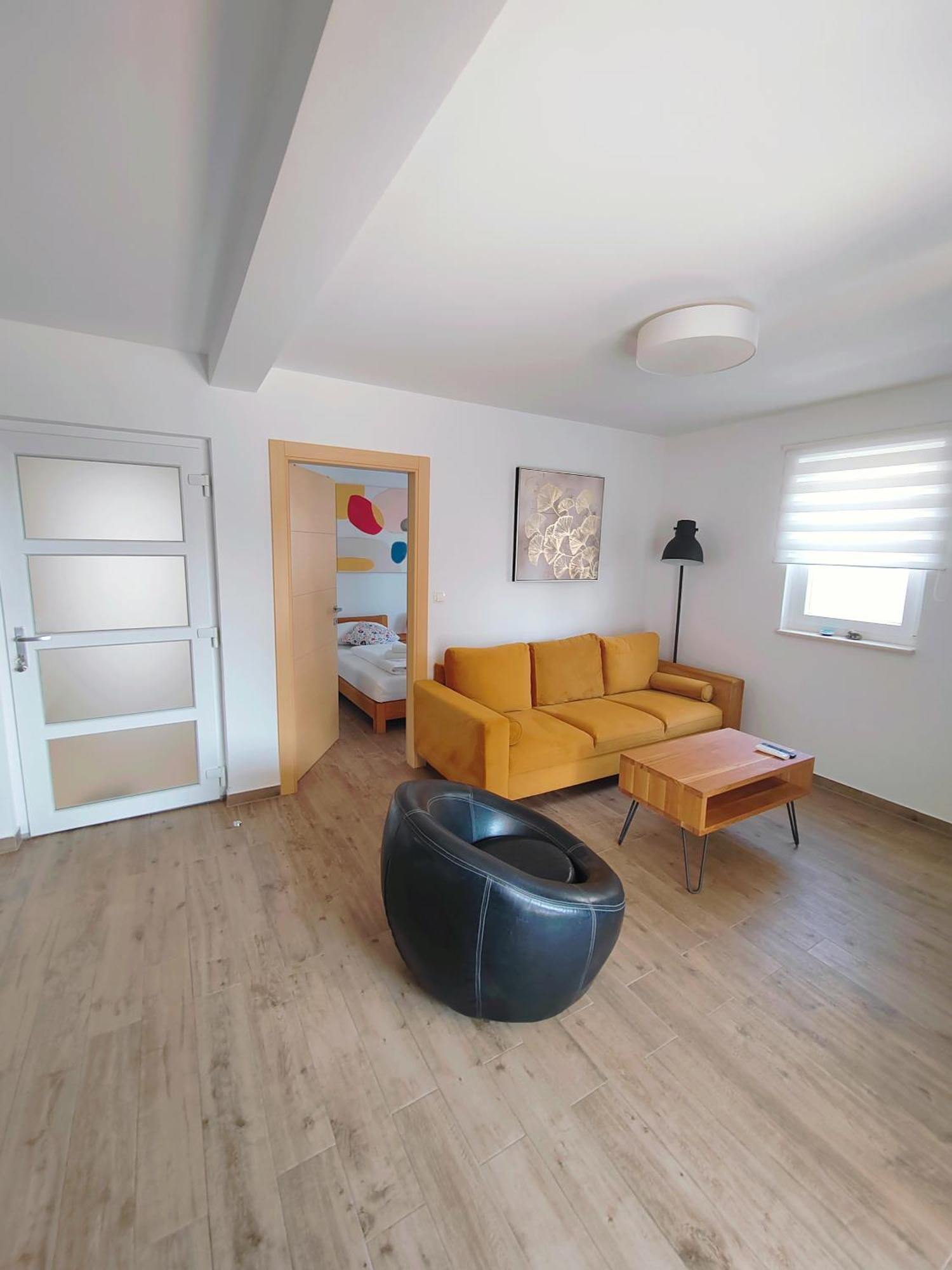 L&L Apartmani 1 Bol Bagian luar foto