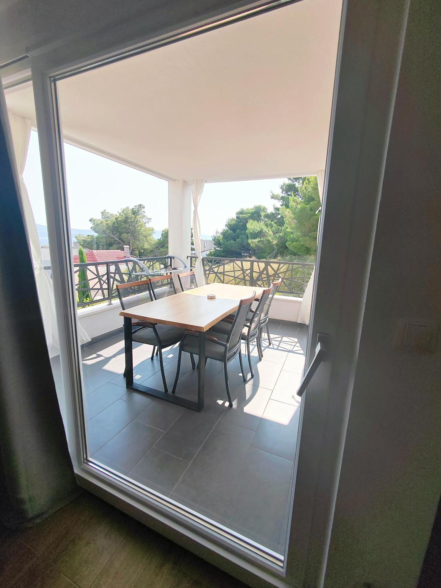 L&L Apartmani 1 Bol Bagian luar foto