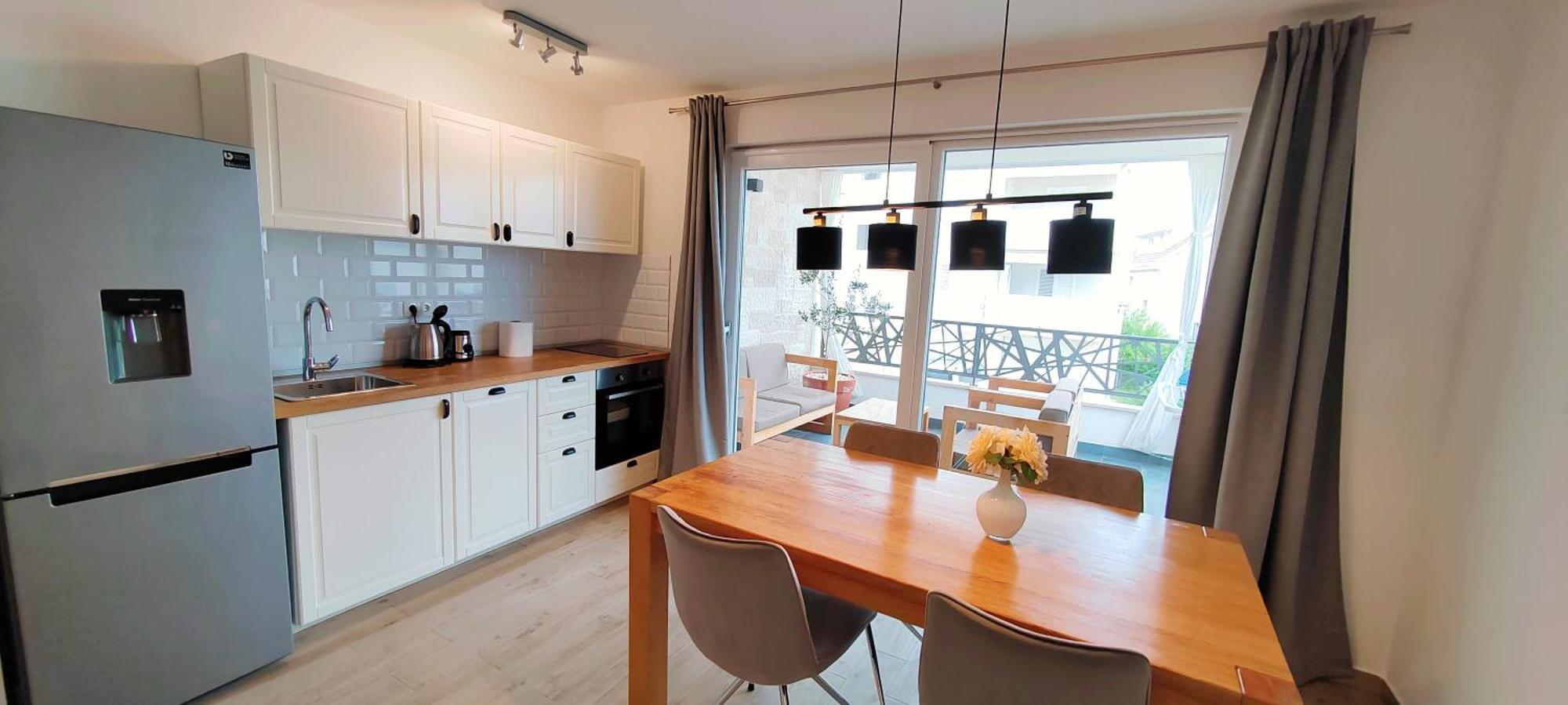 L&L Apartmani 1 Bol Bagian luar foto