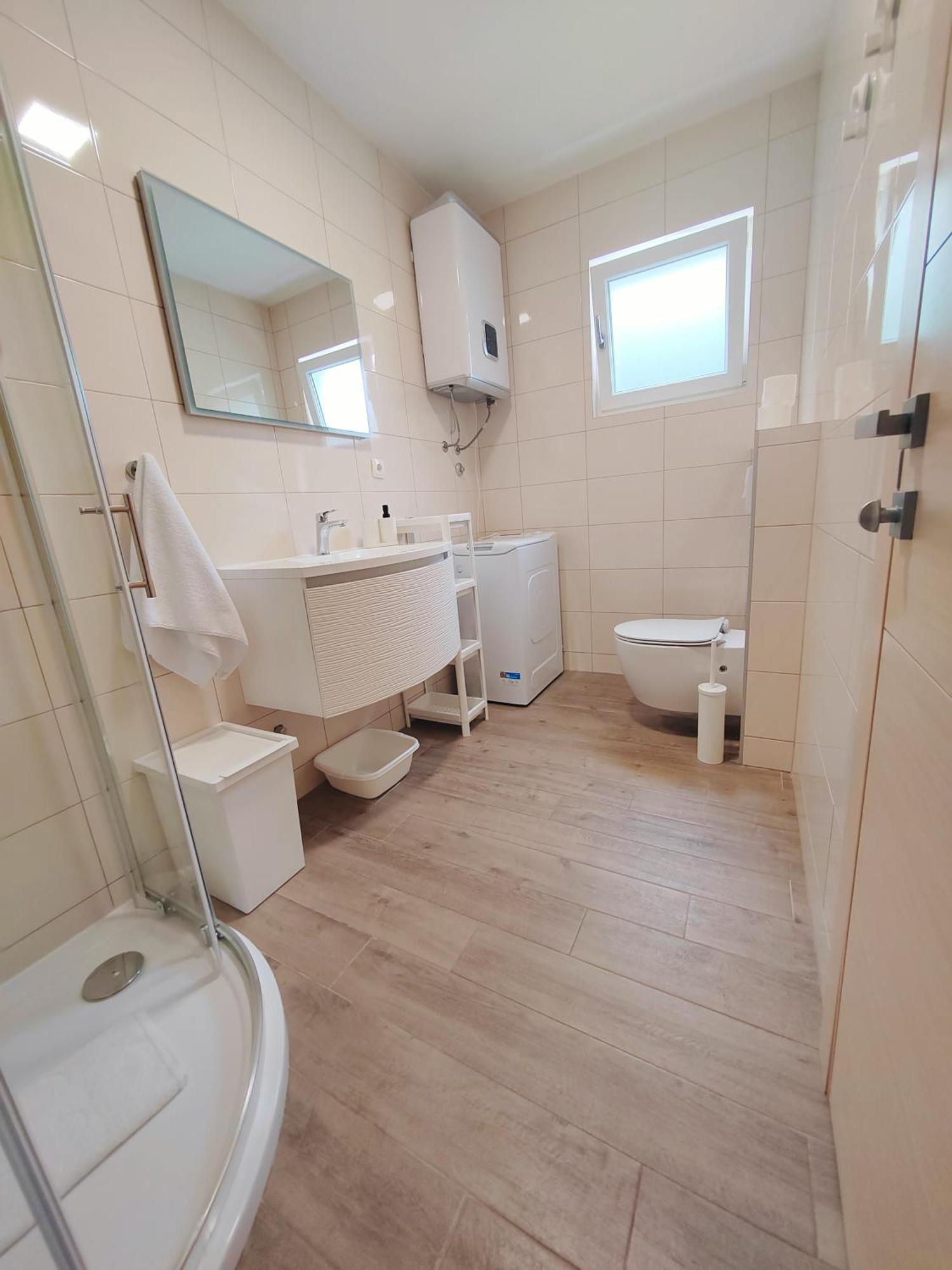 L&L Apartmani 1 Bol Bagian luar foto
